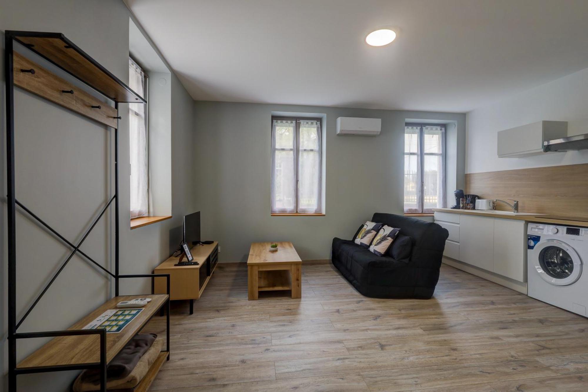 Apartament Le Westy 1 Hieres-Sur-Amby Zewnętrze zdjęcie